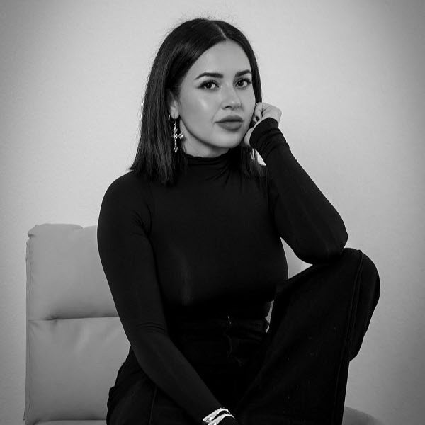 Meet our Nail Artist, Priscila